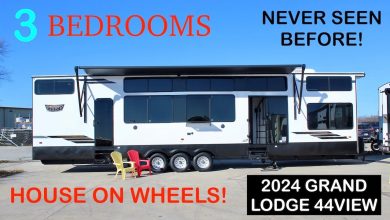 Photo of Gorgeous “mansion on wheels” sleeps 8 people and has 10-foot ceilings