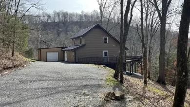 Photo of Sharp 3/2 PRIVATE chalet/cabin style home on 36.75 Acres with beautiful mountain views and loaded with wildlife. $398,500